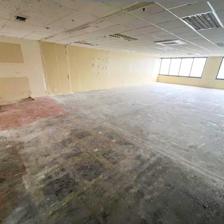 Traditional Office – Unit 9 – 11th Floor – Aseana 2