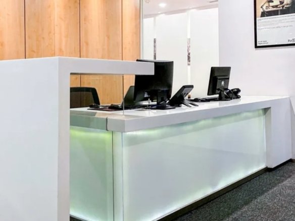 Traditional Office – Whole Floor – 9th Floor – One E-Com Center