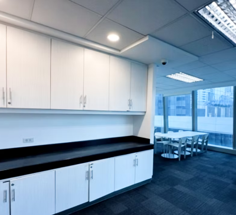 Traditional Office – Unit 2 – 14th Floor – Tower 6789