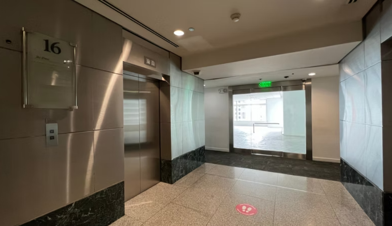 Traditional Office – Tower II – 16th Floor – RCBC Plaza