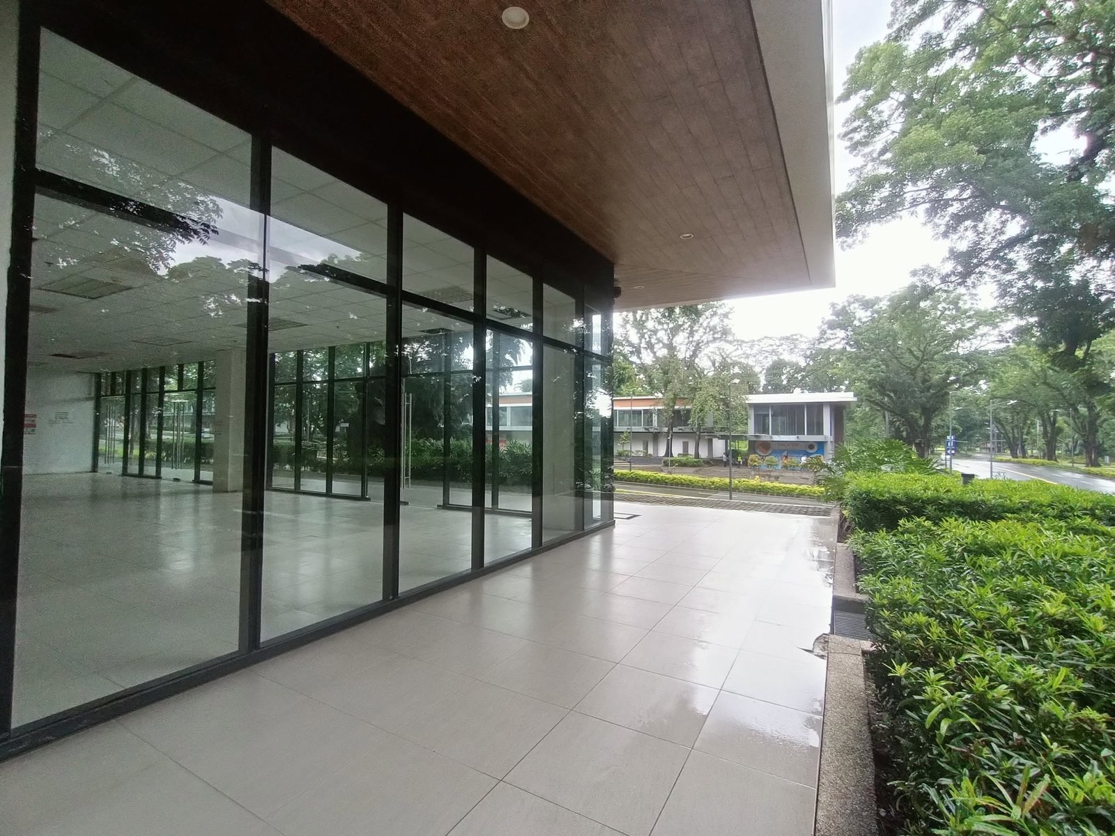 Office Space For Rent / Lease - 4 WorkPlus - Clark, Pampanga mimosa clark commercial space philippines bpo space call center space