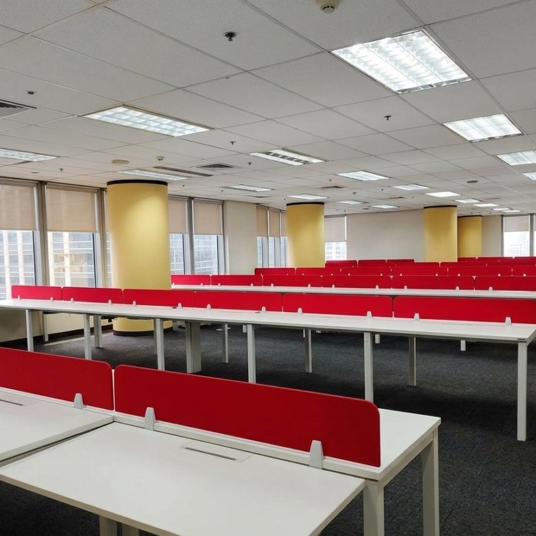 Traditional Office – Half Floor – 25th Floor – GT Tower