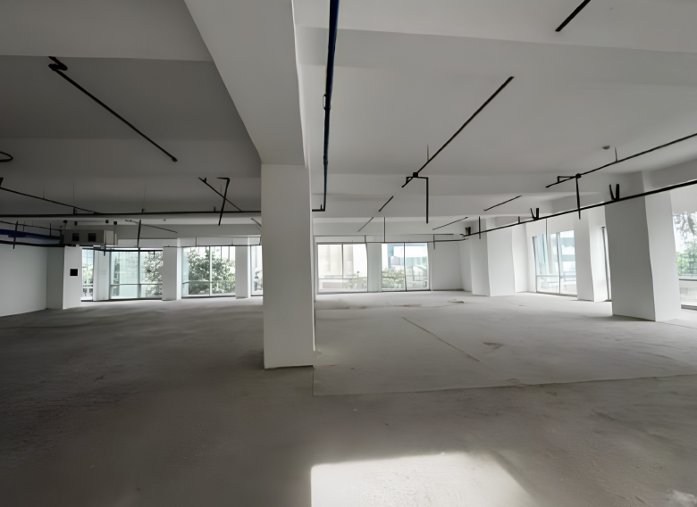 Traditional Office – Unit 1 – 2nd Floor – Grand Cenia