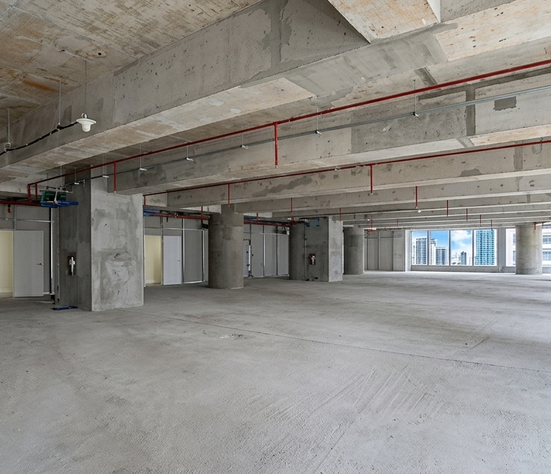 Traditional Office – whole floor – 27th floor – Alveo Financial Tower