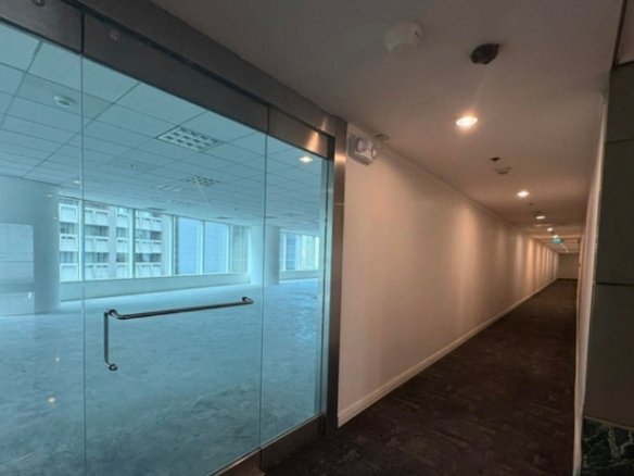 Traditional Office – Tower II – 10th Floor – RCBC Plaza