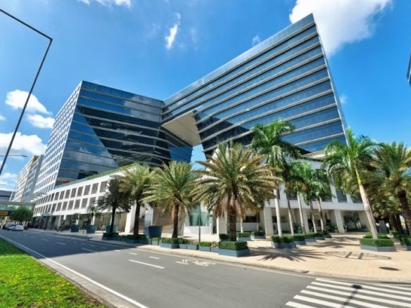 Traditional Office – portion – 4th Floor – Two E-Com Center