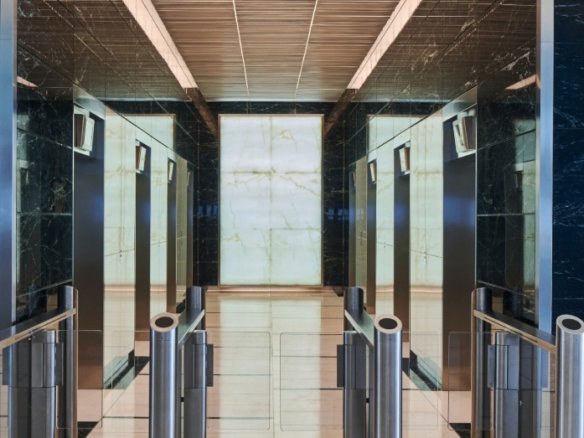 Traditional Office – 2103-2105 – 21st Floor – One World Place