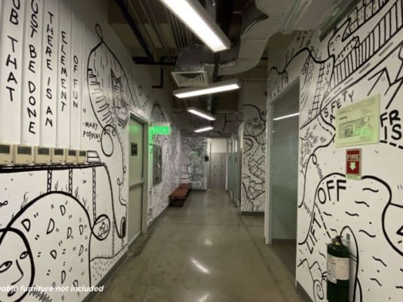 Traditional Office – 3101 – 31st Floor – One World Place