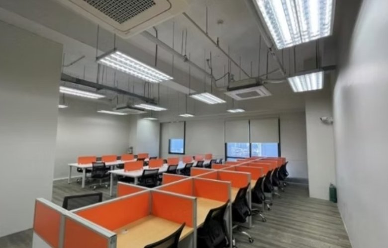 Traditional Office – Unit 2 – 17th floor – Greenfield Tower