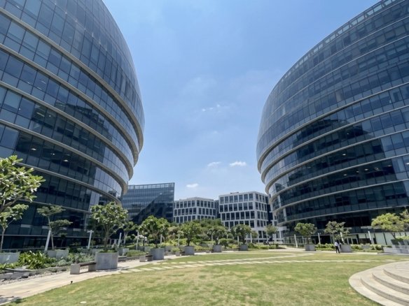 Traditional Office – Whole Floor – 16 – Three E-com Center Bayshore Tower