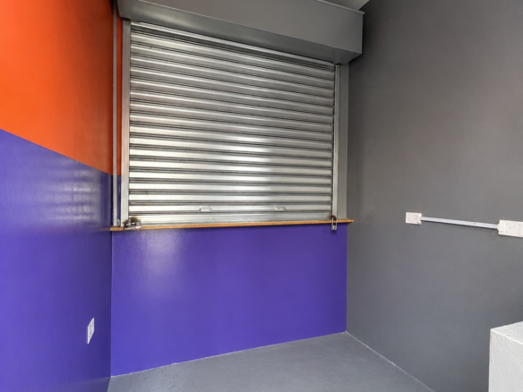 Commercial Shop/Kiosk – Stall A – Tambayan sa Molave